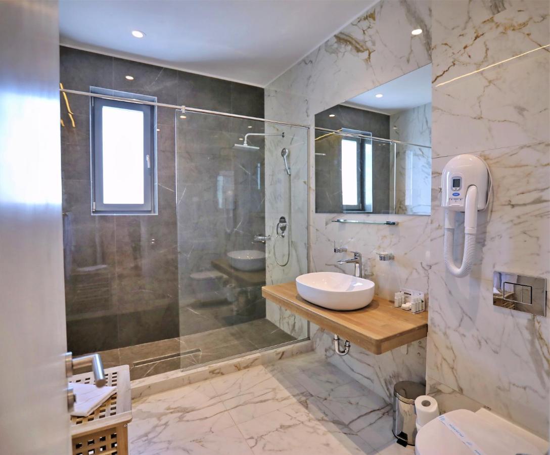 Nautic Luxury Club Hotel Năvodari Buitenkant foto